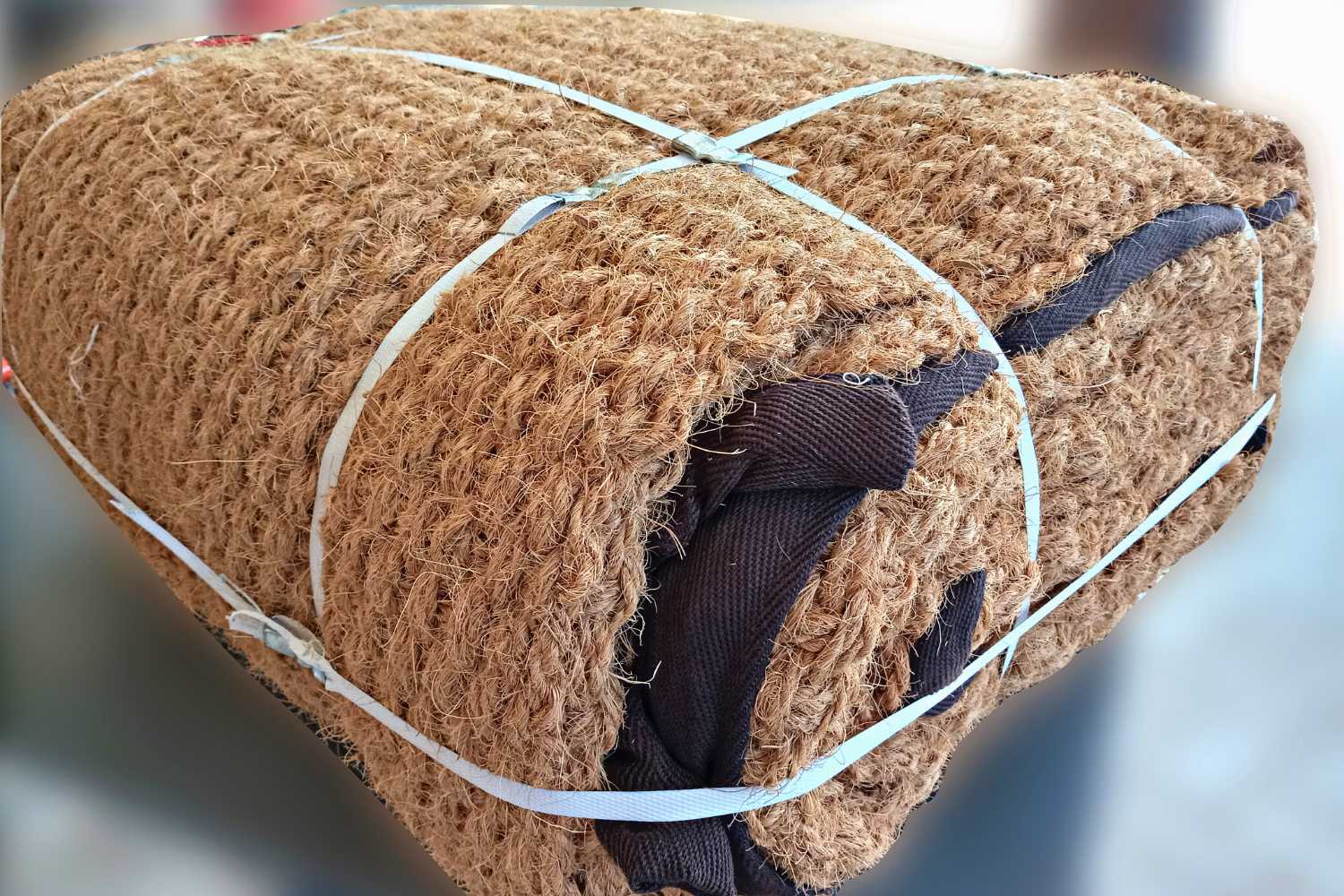 Coir Bell Tent Rug Half-Moon | 13' (4M) - Image 6